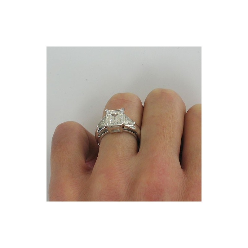 Taille Emeraude 2.61k BordeJoaillier