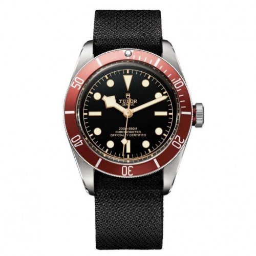 Tudor Black Bay Red