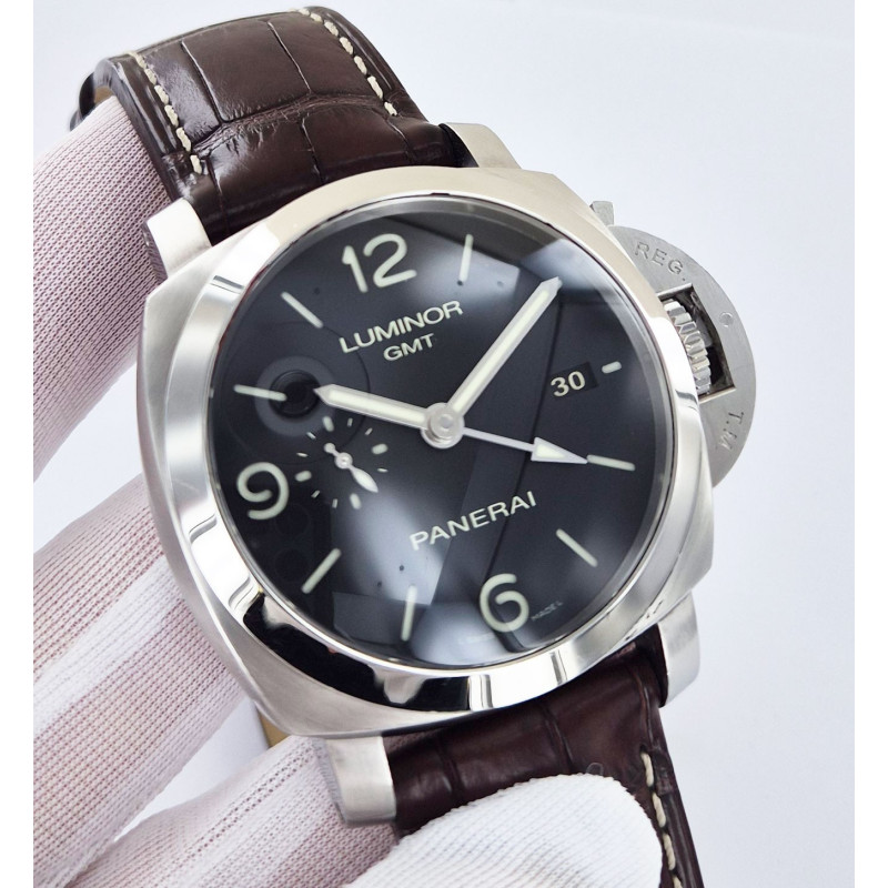 Panerai Luminor GMT PAM00320