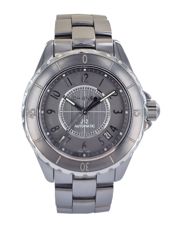 Chanel J12  H2979