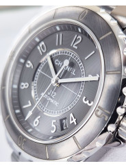 Chanel J12  H2979