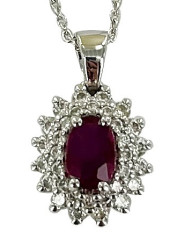 Rubis entourage diamants