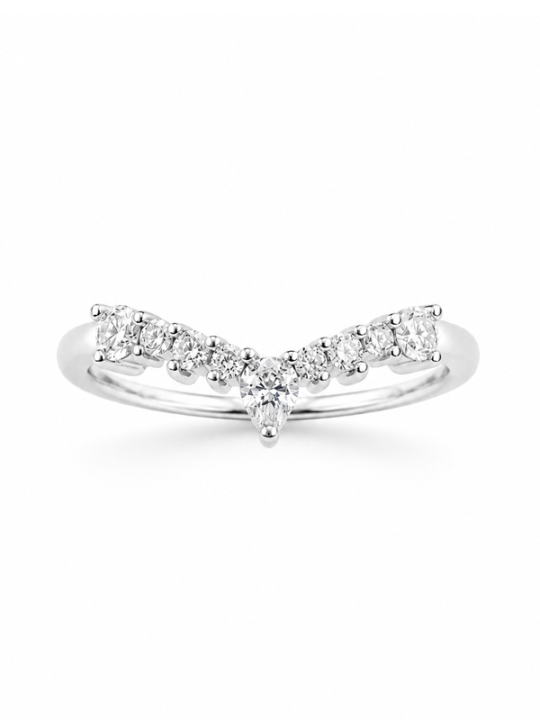 Bague alliance diadème en or blanc en forme de V composée de diamants