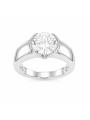 Solitaire taille brillant de 2.46 carats monté en serti mi-clos sur or blanc 750/1000ème