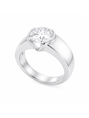 Solitaire taille brillant de 2.46 carats monté en serti mi-clos sur or blanc 750/1000ème