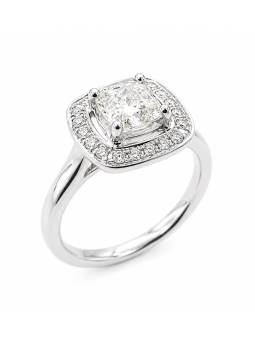 Solitaire taille coussin de 0.82 carat monté sur or blanc 750/1000ème accompagné de diamants en entourage