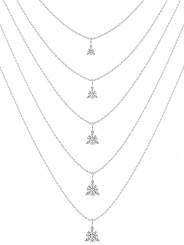 Or blanc 750/1000ème Pendentif diamant non dissociable de la chaîne  Plusieurs caratages possibles :  0.1 carat - 0.2 carat ...